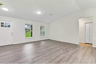 231 Chestnut Avenue, Orange City, FL 32763 - Photo 5