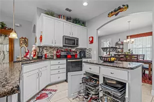 600 Sugar Ridge Dr, Deland, FL 32720 - Photo 13