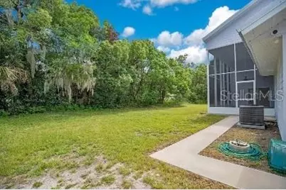 110 W Washington Avenue, Deland, FL 32720 - Photo 23