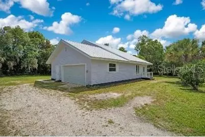 110 W Washington Avenue, Deland, FL 32720 - Photo 3