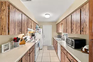 613 Larry Dr, Deland, FL 32724 - Photo 11
