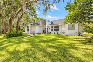 817 Bayridge Ln Ln, Port Orange, FL 32127 - Photo 1