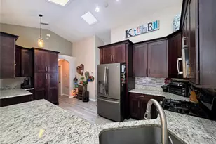 3202 Alling Ct, Deltona, FL 32725 - Photo 3