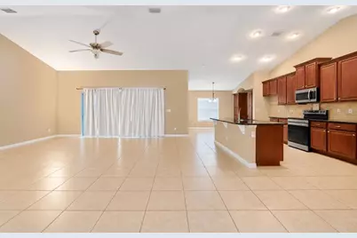 42 Beckner Lane, Palm Coast, FL 32137 - Photo 3