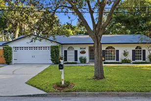 217 W 11th St, Sanford, FL 32771 - Photo 1