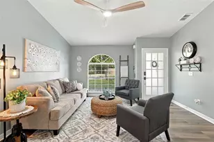 217 W 11th St, Sanford, FL 32771 - Photo 17