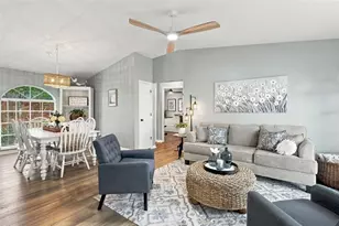 217 W 11th St, Sanford, FL 32771 - Photo 5