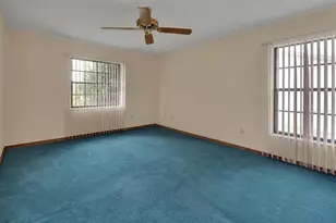 135 E Iris Dr, Orange City, FL 32763 - Photo 19