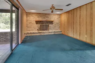 135 E Iris Dr, Orange City, FL 32763 - Photo 13