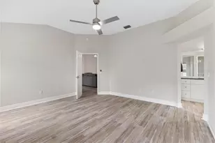 1402 Camero Dr, The Villages, FL 32159 - Photo 21