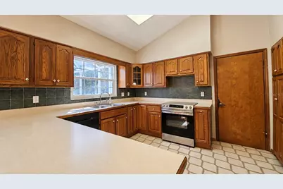 6217 Shoreline Drive, Port Orange, FL 32127 - Photo 5
