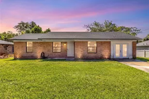 209 Delespine Dr, Debary, FL 32713 - Photo 1