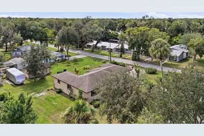 736 W Rich Avenue, Deland, FL 32720 - Photo 31