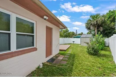1002 Thunderbird Drive, Daytona Beach, FL 32117 - Photo 17