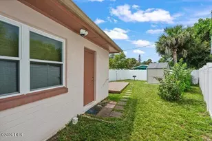 1002 Thunderbird Dr, Daytona Beach, FL 32117 - Photo 17