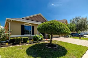 252 Sherri Lee Ln, Deland, FL 32720 - Photo 3
