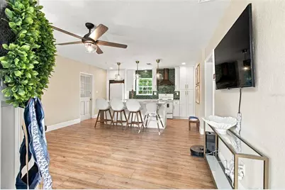 806 N Gomez Avenue, Tampa, FL 33609 - Photo 9