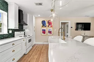 806 N Gomez Ave, Tampa, FL 33609 - Photo 15