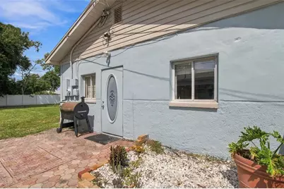 806 N Gomez Avenue, Tampa, FL 33609 - Photo 33