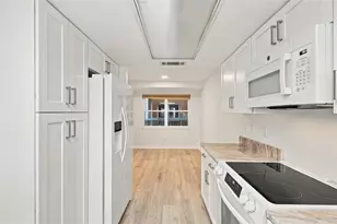 4 Oceans W Blvd, Daytona Beach Shores, FL 32118 - Photo 11