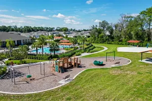 323 Charles Dr, Deland, FL 32724 - Photo 43