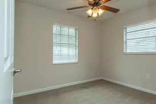 726 N Parkway St, Deland, FL 32720 - Photo 11