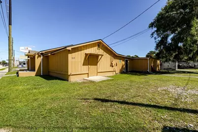 219 S Spring Garden Avenue, Deland, FL 32720 - Photo 9
