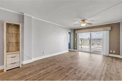 145 N Halifax Avenue #109, Daytona Beach, FL 32118 - Photo 9