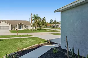 677 Sagamore Dr, Deltona, FL 32738 - Photo 33