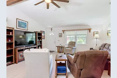 469 S Frederick Avenue, Orange City, FL 32763 - Photo 5