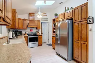 469 S Frederick Ave, Orange City, FL 32763 - Photo 7