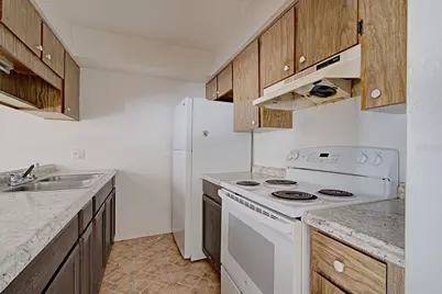 830 N Clake Street #2, Deland, FL 32724 - Photo 3