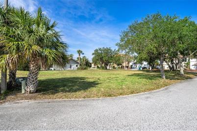 5650 Westshore Drive, New Port Richey, FL 34652 - Photo 19