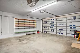 6049 Patricia Pl, Weeki Wachee, FL 34607 - Photo 35