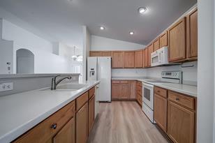 292 Rochester St - Photo 13