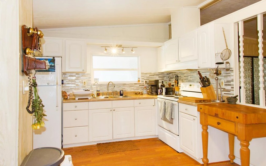 3407 Tiki Dr, Tarpon Springs FL  34691-3260 exterior