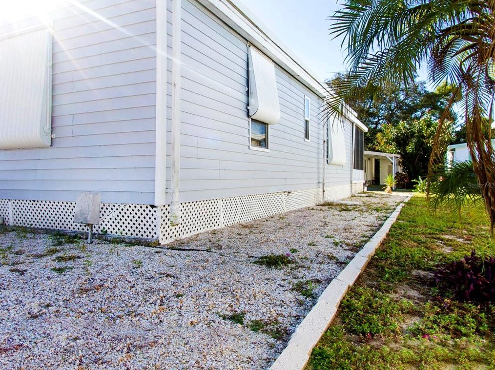 3407 Tiki Dr, Tarpon Springs FL  34691-3260 exterior