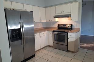 8214 Reynolds Dr - Photo 13