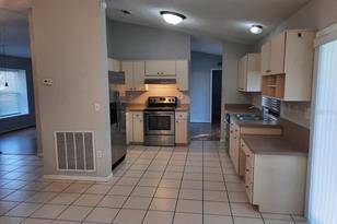 8214 Reynolds Dr - Photo 11