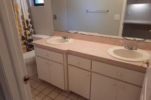 8214 Reynolds Dr - Photo 27