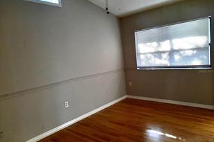 8214 Reynolds Dr - Photo 23