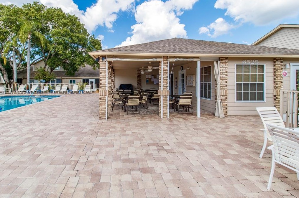 6506 Thicket Trl, New Port Richey FL  34653-5520 exterior