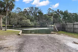 8064 Marys Fish Camp Rd, Weeki Wachee, FL 34607 - Photo 5
