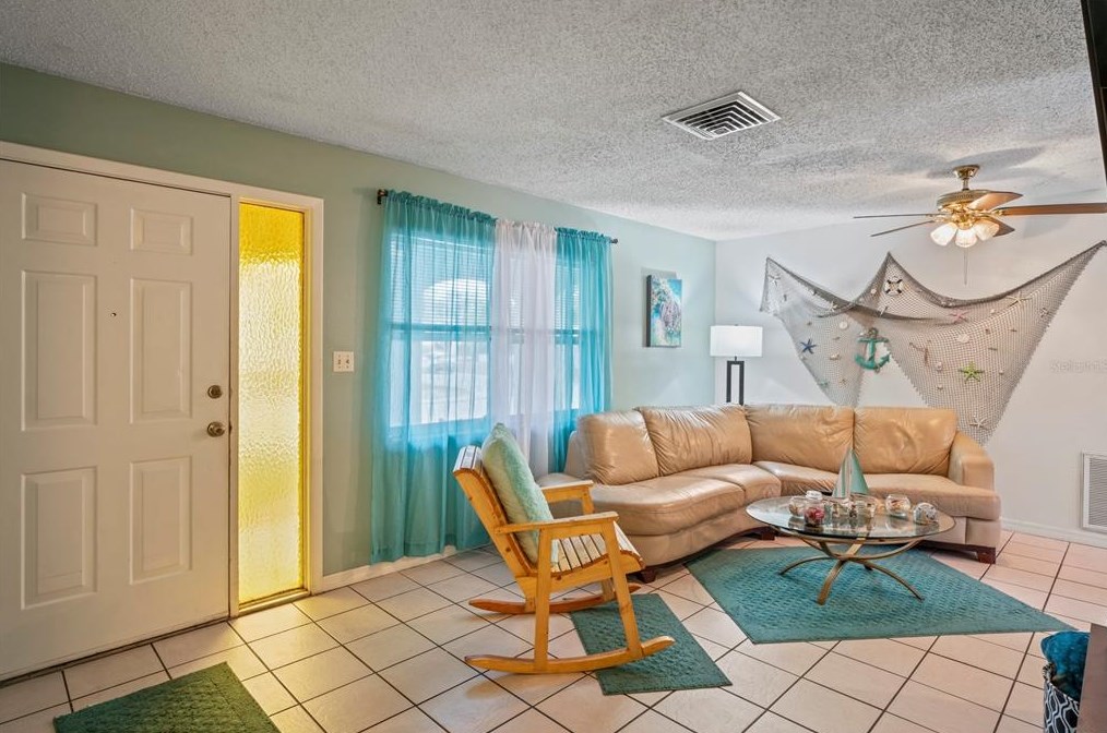 9129 Richwood Ln, Port Richey FL  34668-5139 exterior