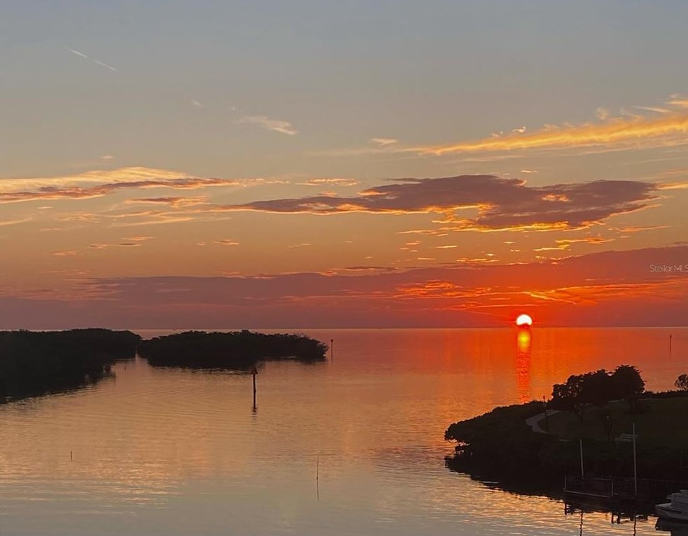 8141 Aquila St, Port Richey FL  34668-6179 exterior