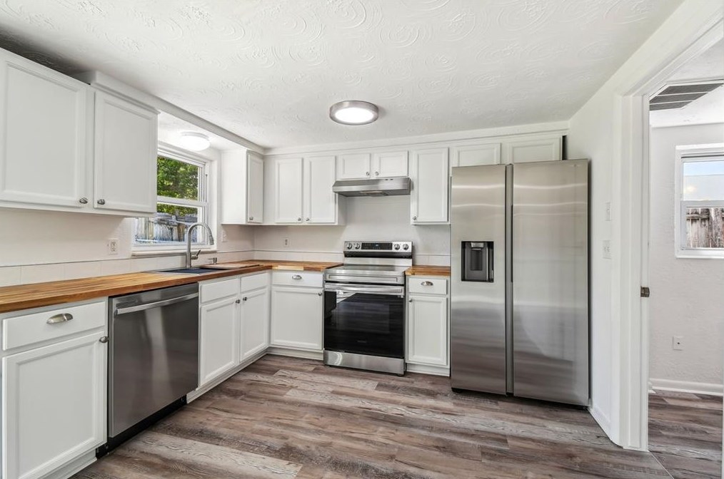 3532 Bigelow Dr, Tarpon Springs FL  34691-3226 exterior