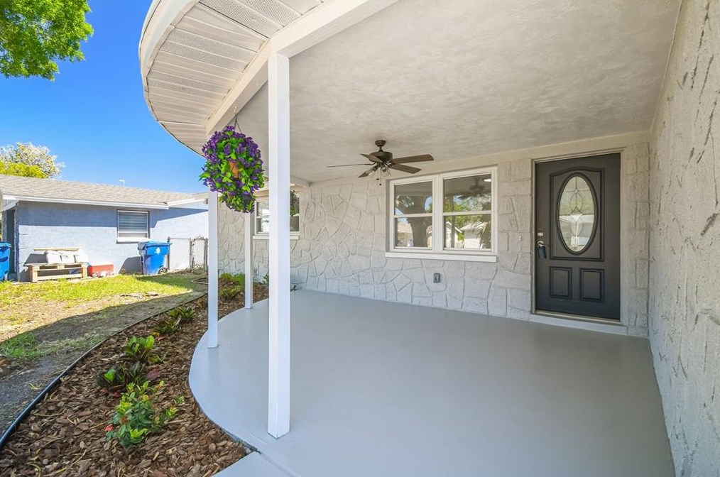3532 Bigelow Dr, Tarpon Springs FL  34691-3226 exterior