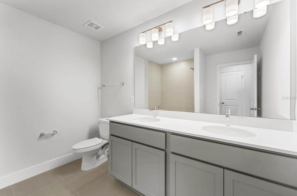 6909 Five Oaks Dr, Saint Cloud FL  34773-6060 exterior