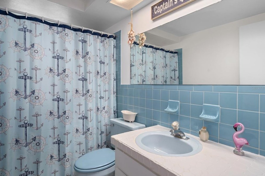 7140 Gulf Highlands Dr, Port Richey FL  34668-1409 exterior