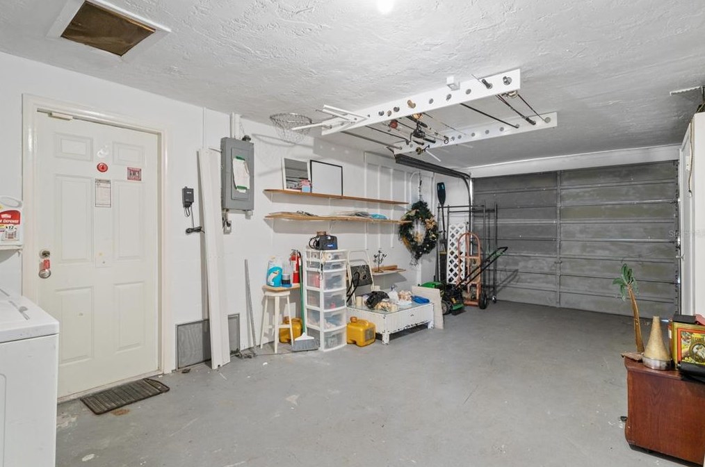 7140 Gulf Highlands Dr, Port Richey FL  34668-1409 exterior